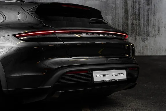 Porsche Taycan 2023 photo 3