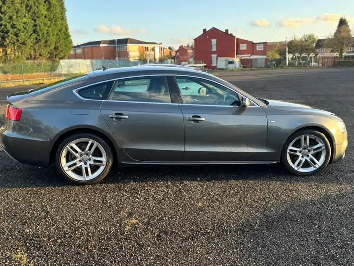 Audi A5 2013 photo 4