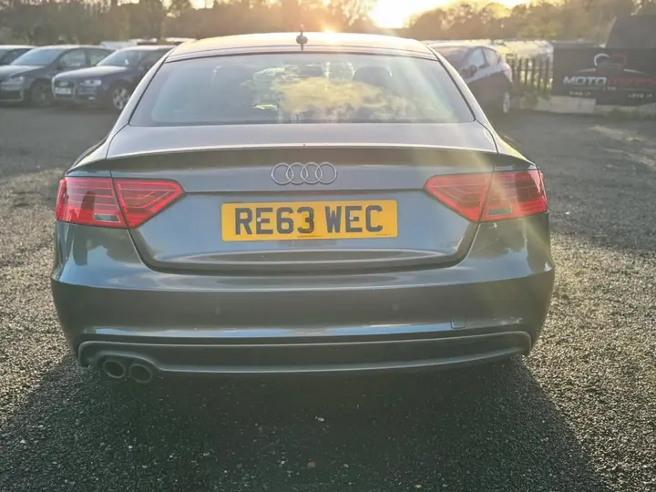 Audi A5 2013 photo 5