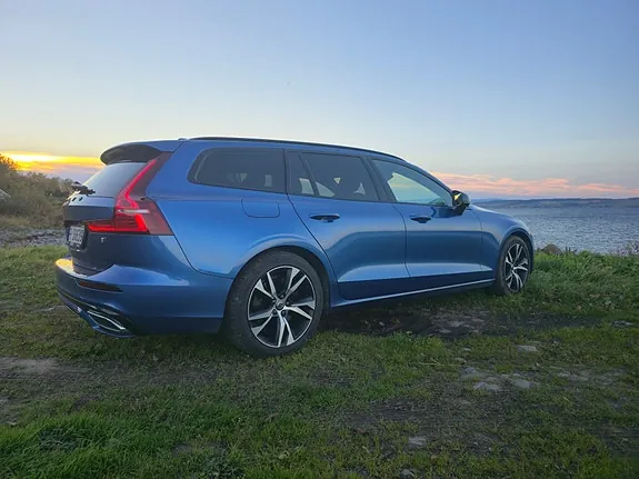 Volvo V60 2020 photo 3