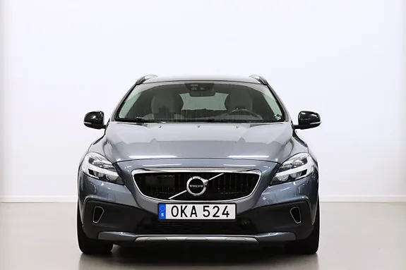 Volvo V40 Cross Country 2017 photo 2