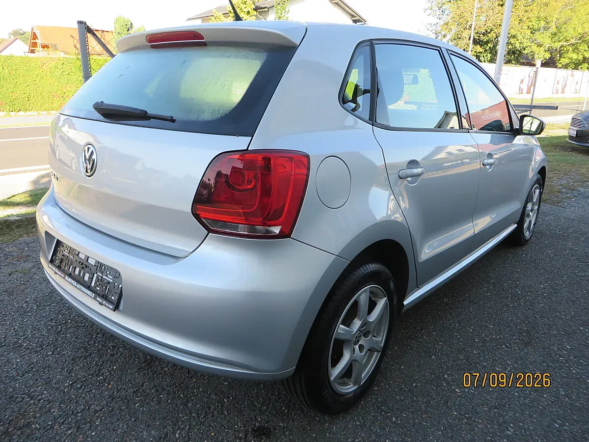 Volkswagen Polo 2010 photo 3
