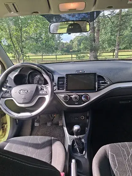 Kia Picanto 2012 photo 3