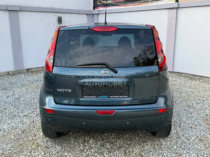 Nissan Note 2013 photo 5