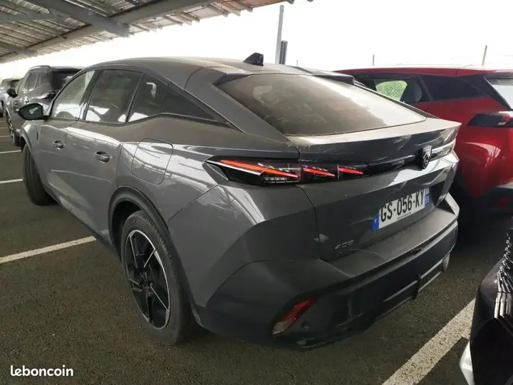 Peugeot 408 2023 photo 4