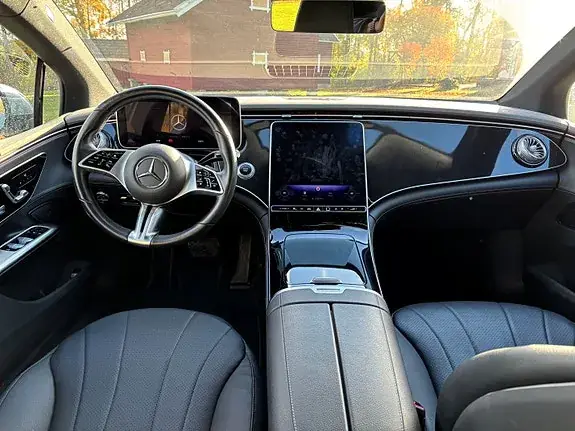 Mercedes-Benz Eqe 300 2023 photo 3