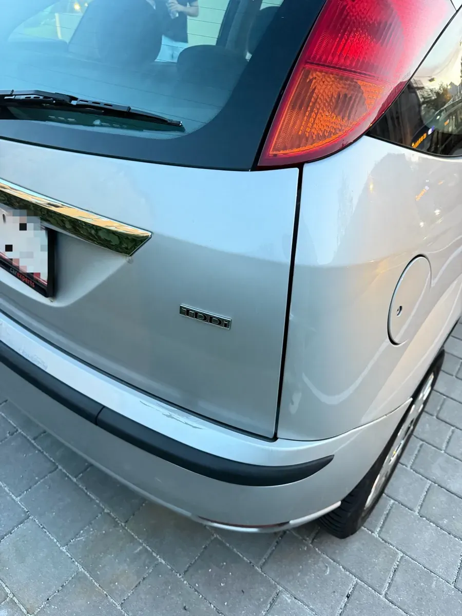 Ford Focus 2004 photo 3
