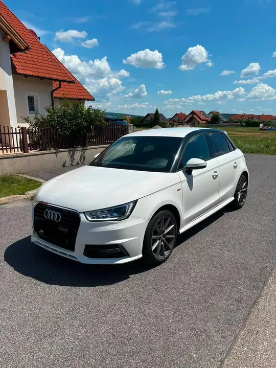 Audi A1 2017 photo 3