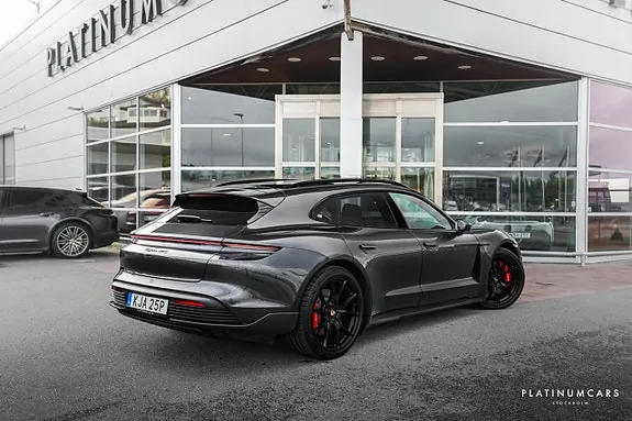Porsche Taycan Gts 2022 photo 2