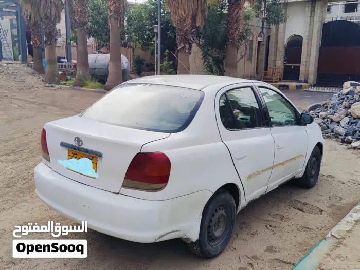 Toyota Echo 2005 photo 3