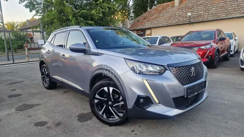 Peugeot 2008 2020 photo 3