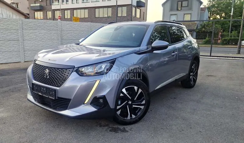 Peugeot 2008 2020 photo 5