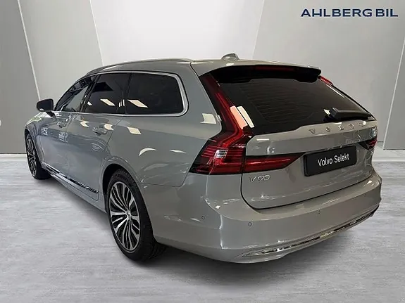 Volvo V90 2025 photo 3