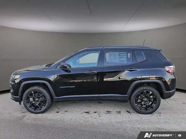 Jeep Compass 2026 photo 3