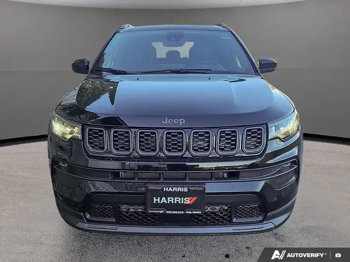 Jeep Compass 2026 photo 2