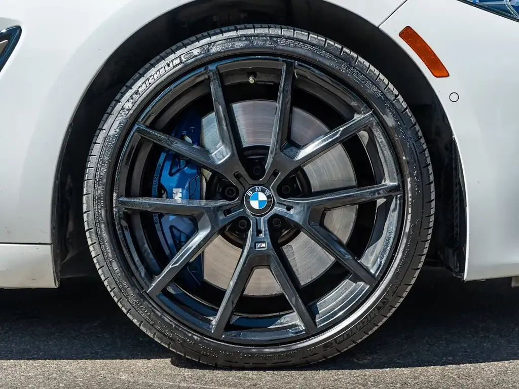 BMW 8 Series 2020 photo 3