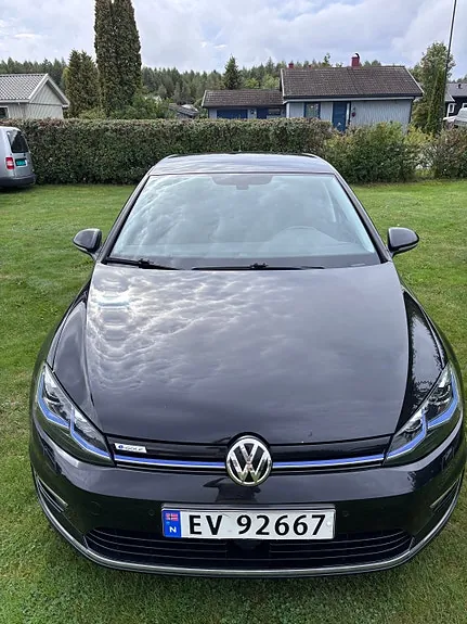 Volkswagen E-Golf 2019 photo 2