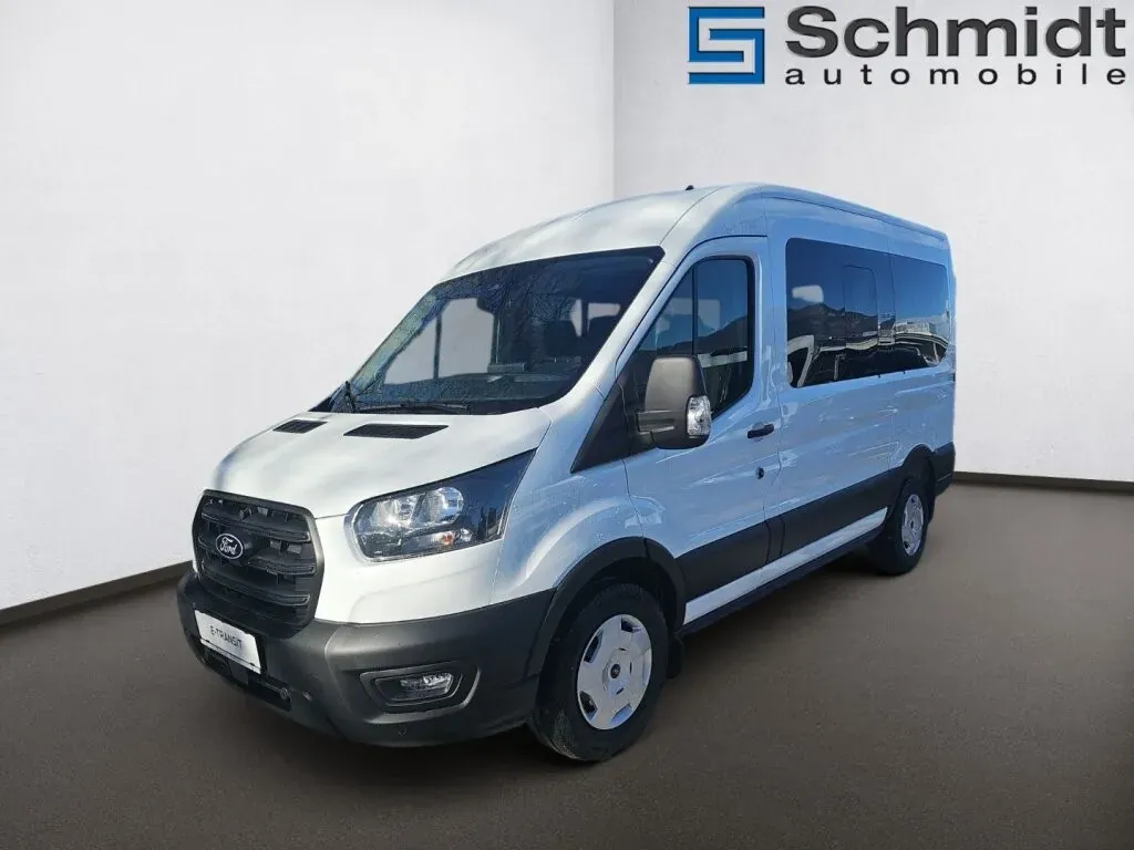 Ford Transit photo 2