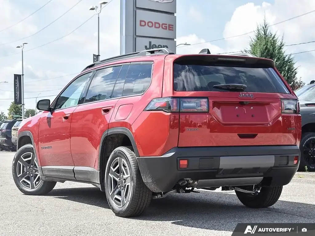 Jeep Cherokee 2026 photo 4