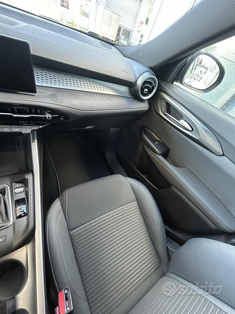 Alfa Romeo Tonale 2024 photo 3