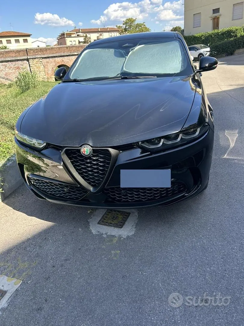 Alfa Romeo Tonale 2024 photo 2