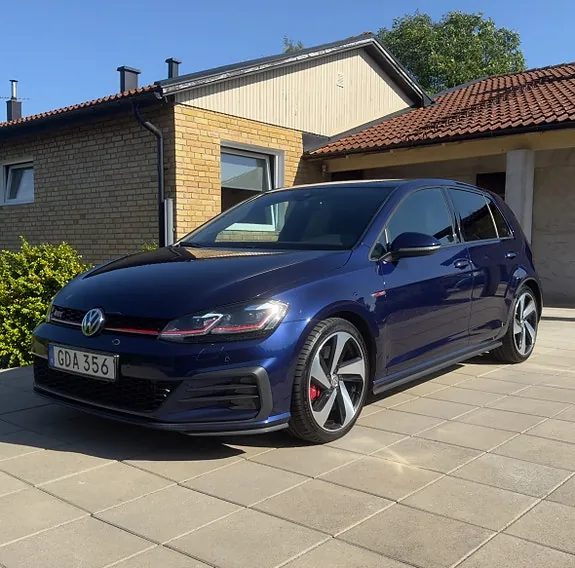 Volkswagen Golf 7 2017 photo 2
