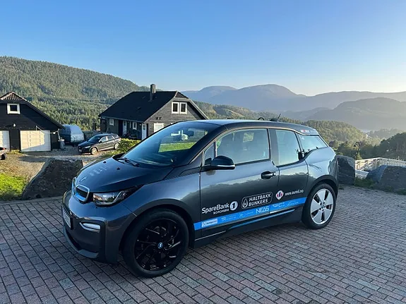 BMW I3