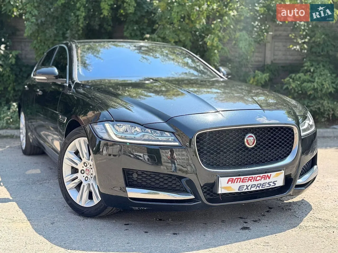 Jaguar Xf 2016 photo 3