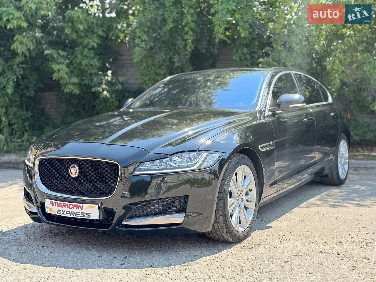 Jaguar Xf 2016 photo 4