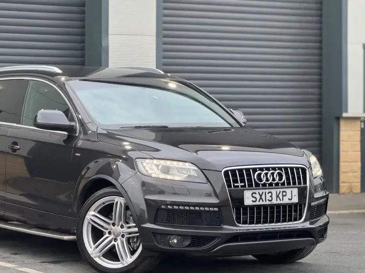 Audi Q7 2013 photo 3