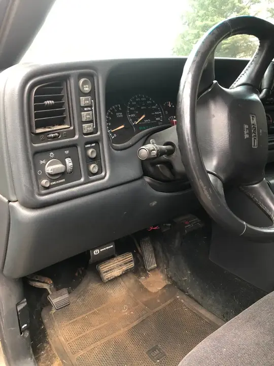 GMC Sierra 1500 2002 photo 2