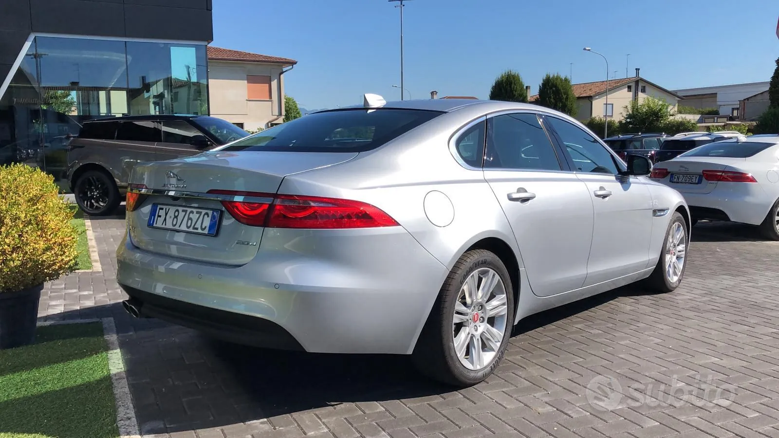 Jaguar Xf 2019 photo 4