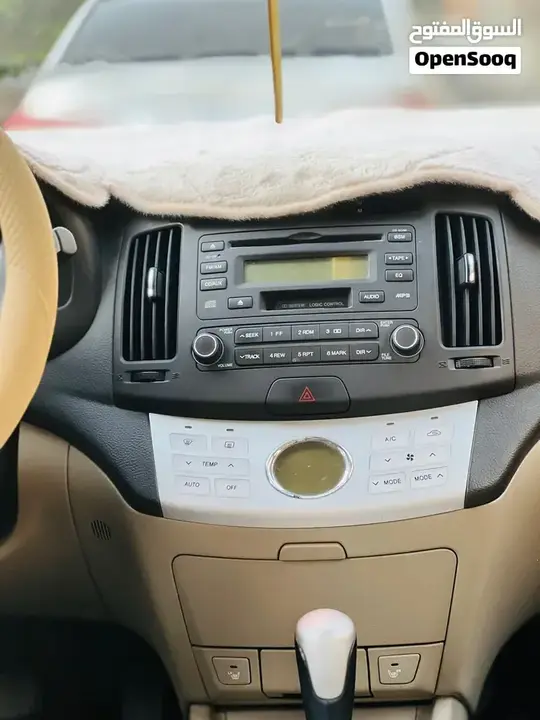 Hyundai Avante 2009 photo 2