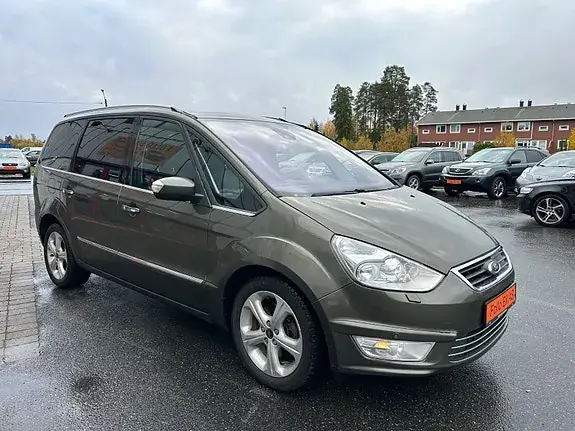 Ford Galaxy 2014 photo 5
