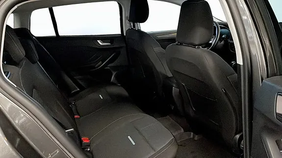 Ford Focus 2024 photo 5