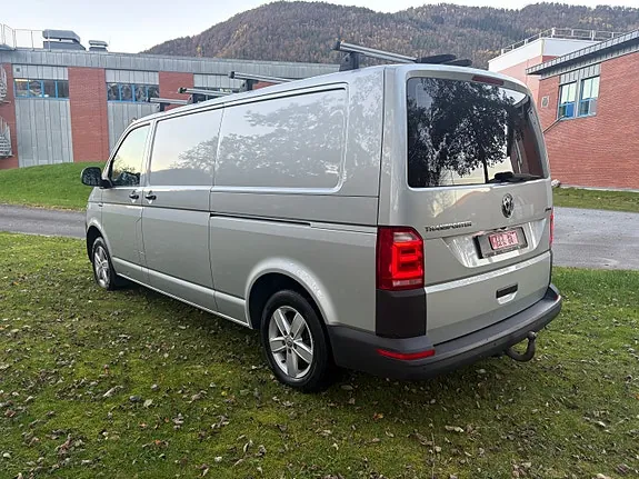 Volkswagen Transporter 2018 photo 5