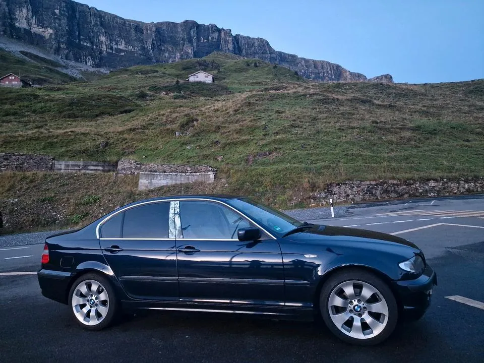 BMW 320I