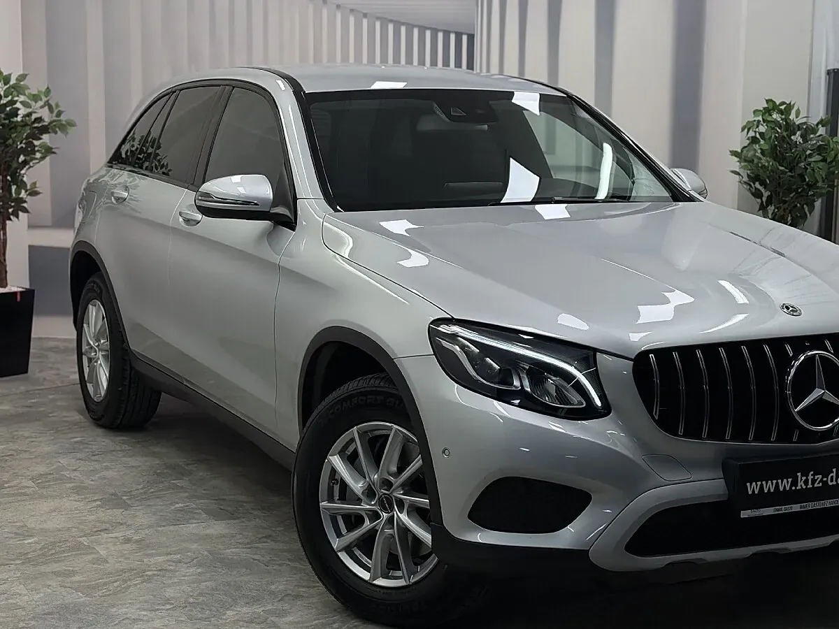Mercedes-Benz Glc 2018 photo 2