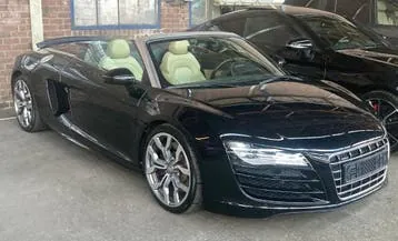 Audi R8