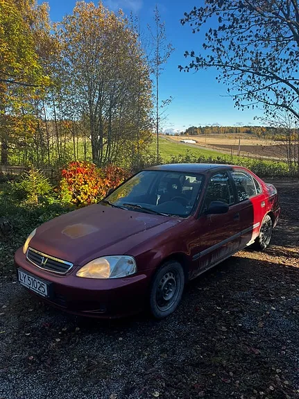 Honda Civic 1999 photo 2