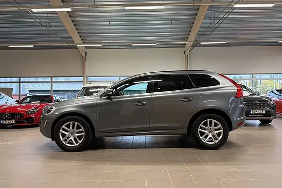 Volvo Xc60 2017 photo 2