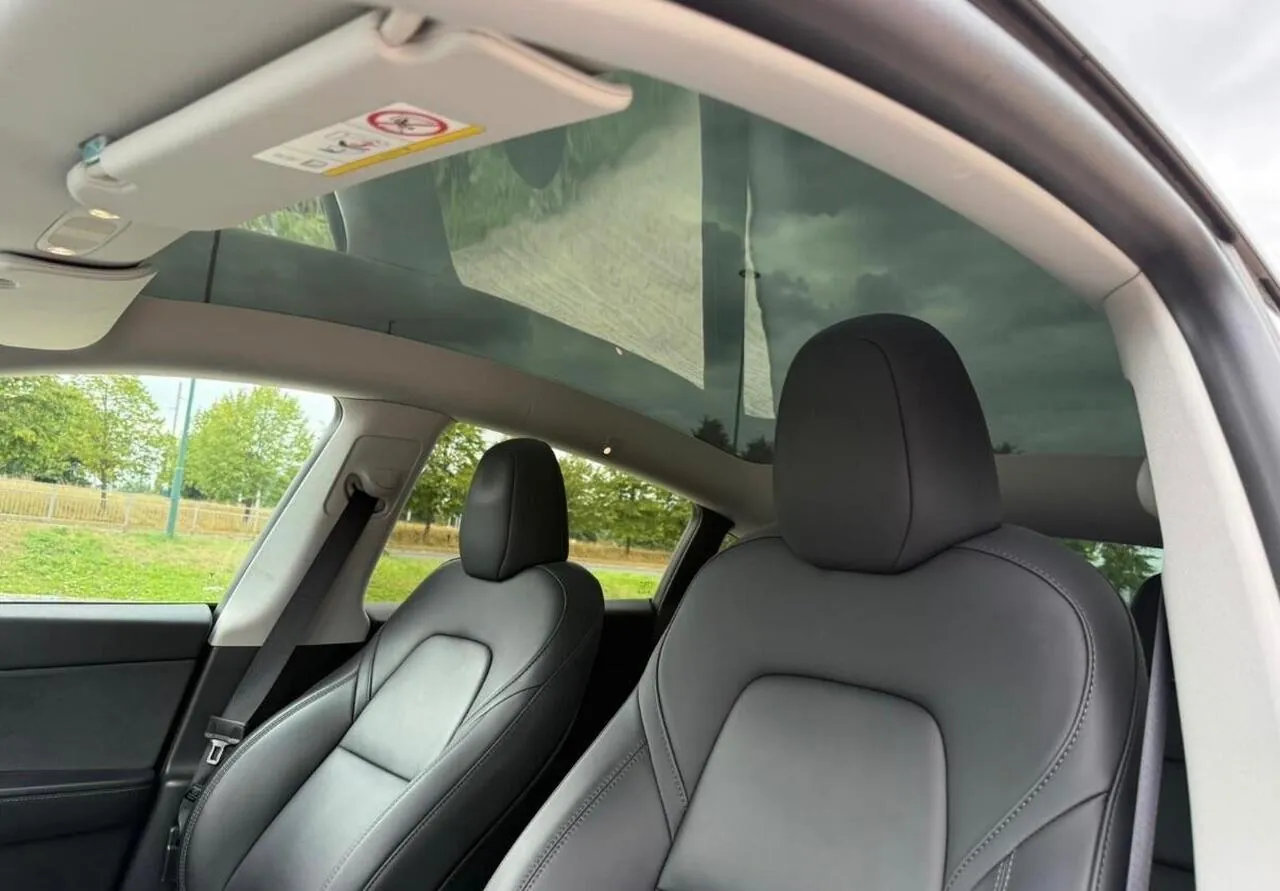 Tesla Model Y 2023 photo 5