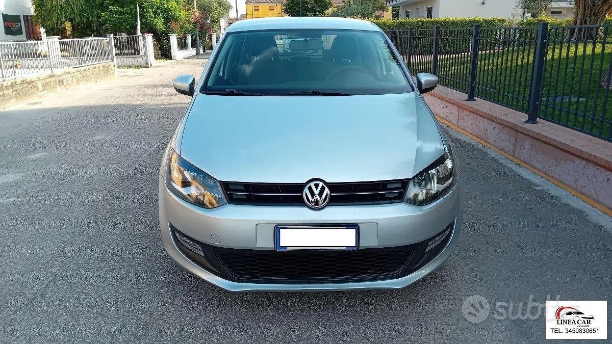 Volkswagen Polo 2010 photo 2