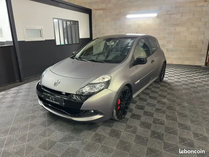 Renault Clio 2012 photo 3