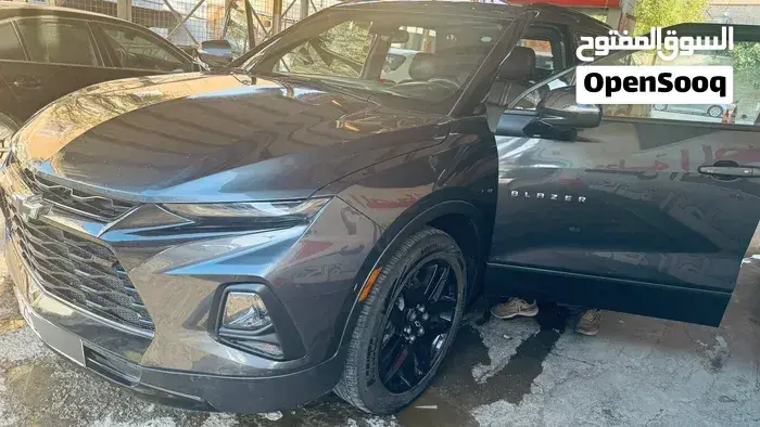 Chevrolet Blazer 2022 photo 3