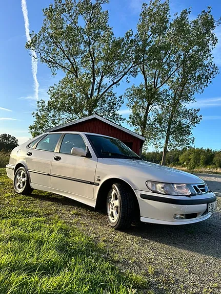 Saab 9-3 2001 photo 2