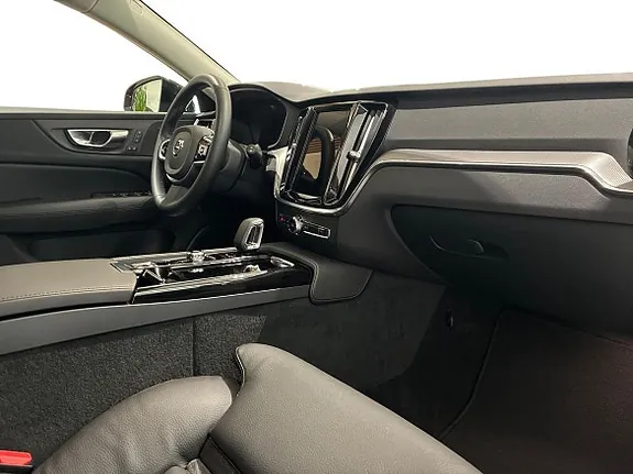 Volvo V60 2025 photo 4