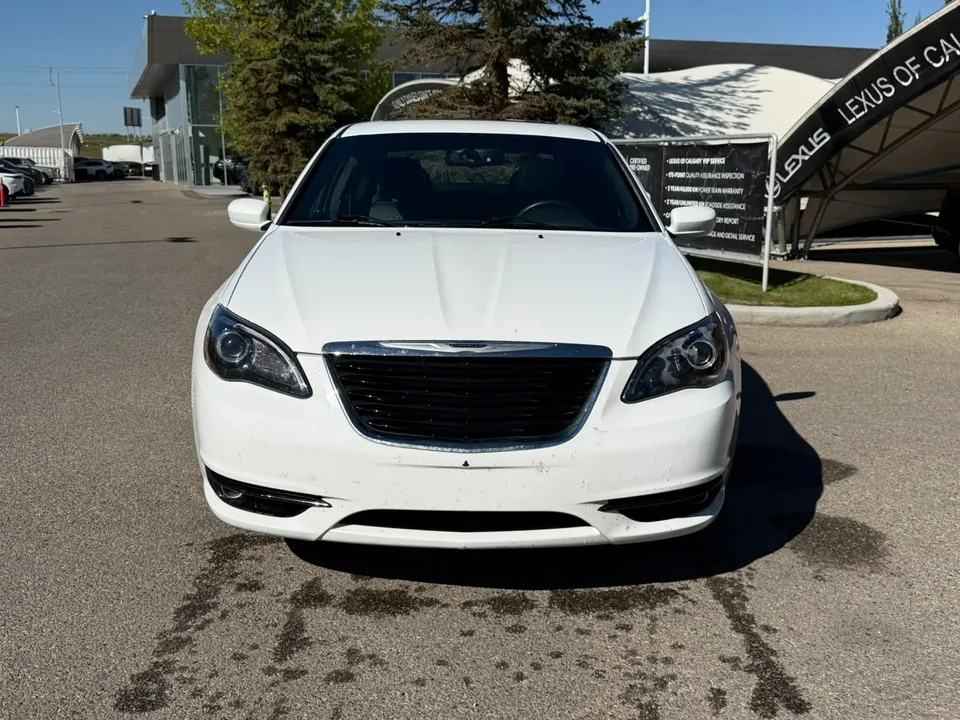 Chrysler 200 2013 photo 4