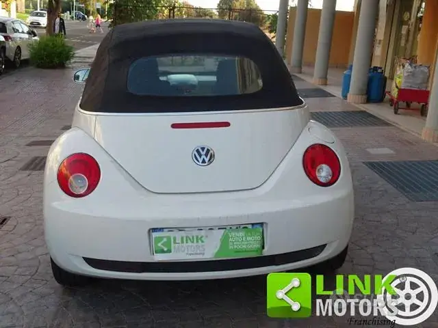 Volkswagen Beetle 2006 photo 5