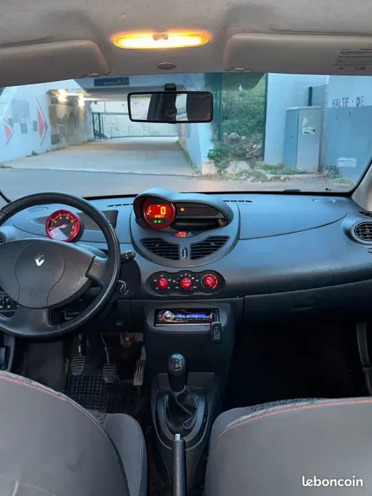 Renault Twingo 2011 photo 2
